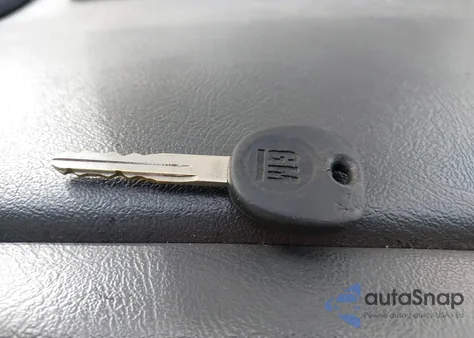 2003 Chevrolet Silverado 1500 Ls z USA, uszkodzony, nr VIN 1GCEK19TX3E233863